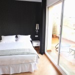 Gran Via Guest House image 24
